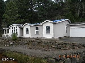 1st image of 4438 SE Heron Loop