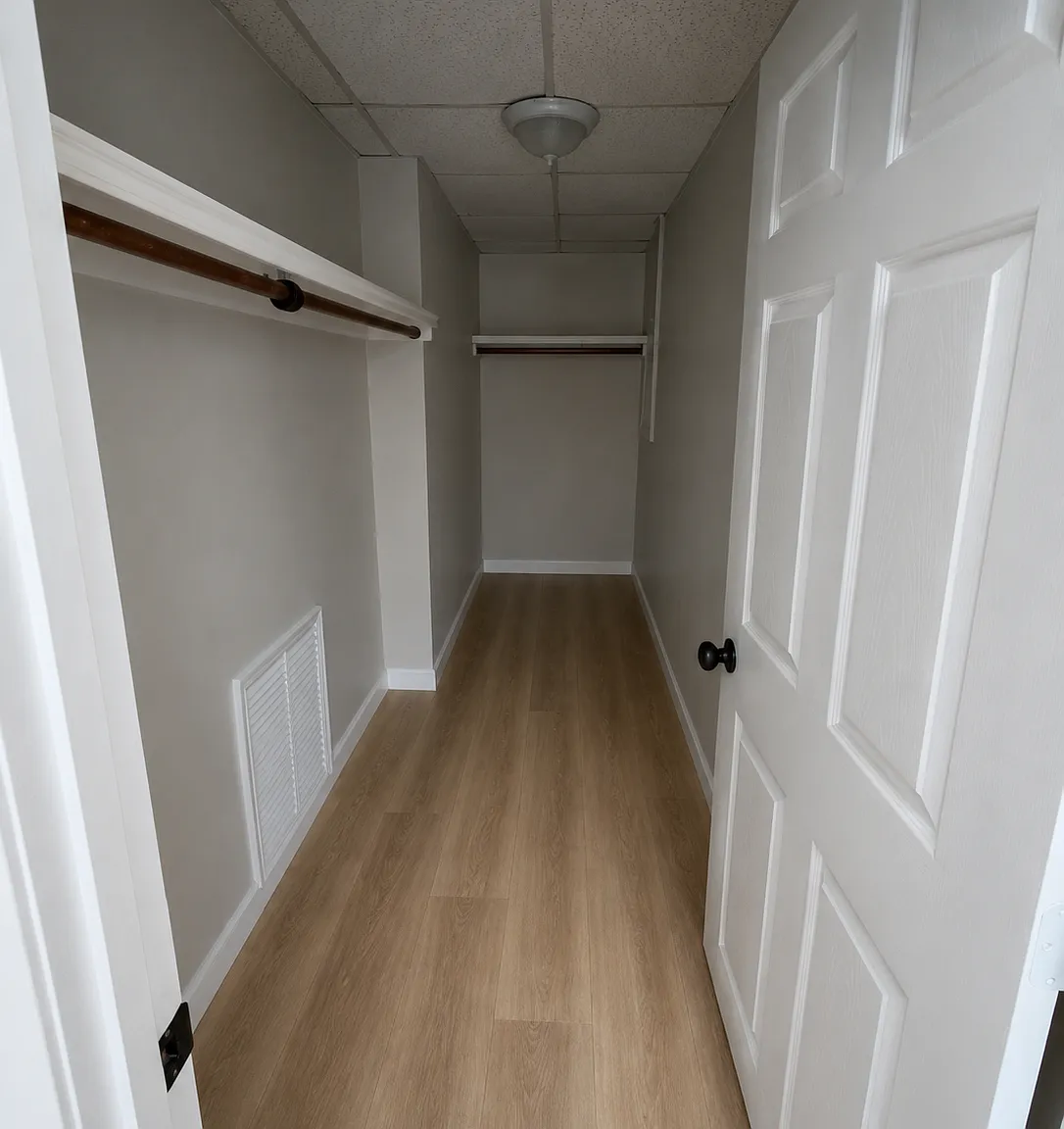 351 Montaup Street - 3W — Photo 3