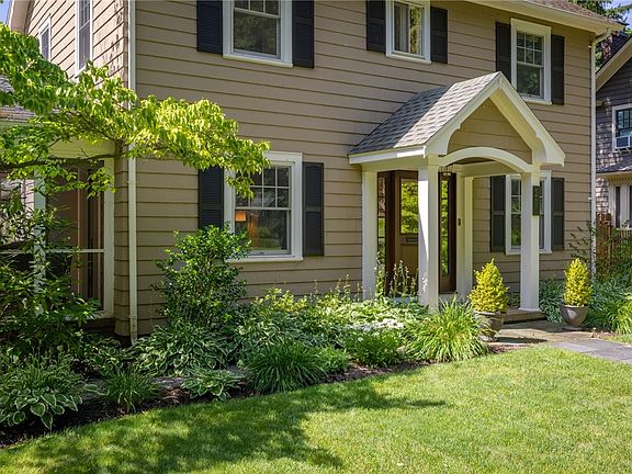 3rd image of 261 Nunda Blvd