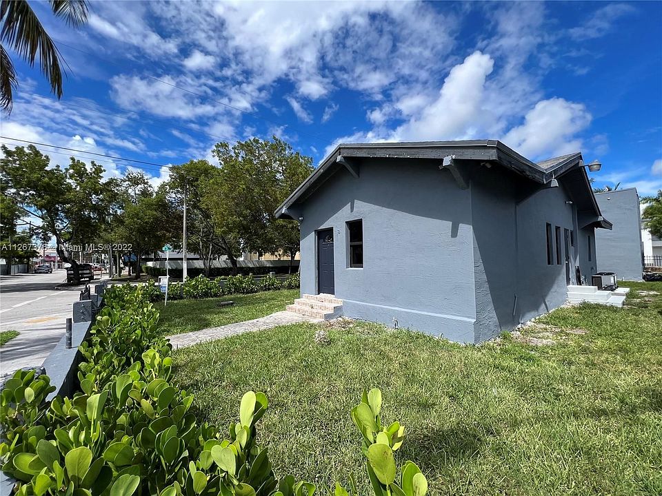 1st image of 203 SW 10th Ave #1