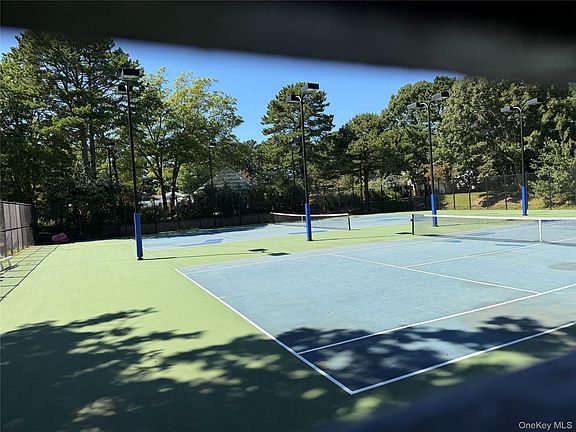 4th image of 7 Sagaponack Court