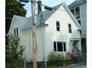 7 Vine St, Lawrence, MA 01841