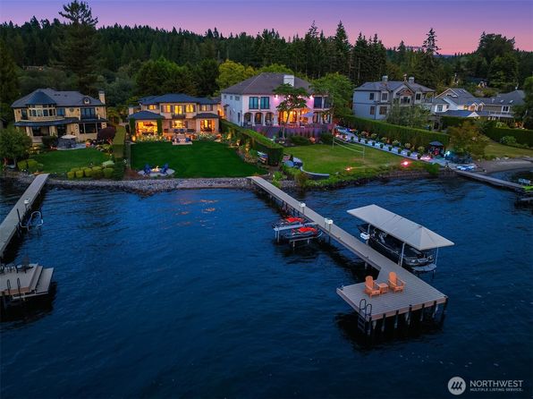 253 E Lake Sammamish Parkway SE, Sammamish, WA 98074