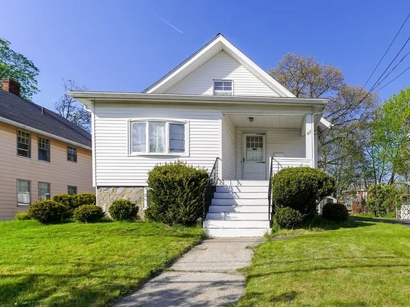 62 Standish Ave, Quincy, MA 02170
