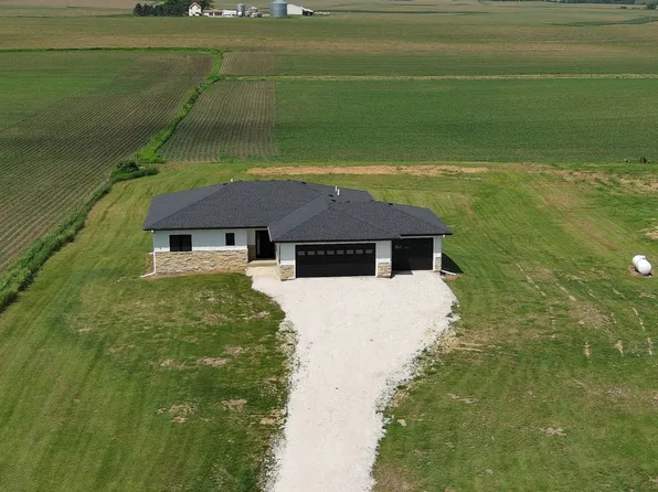 1623 W42, Ossian, IA 52161