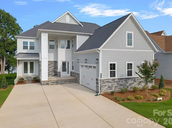 4477 Splash Trl, Sherrills Ford, NC 28673