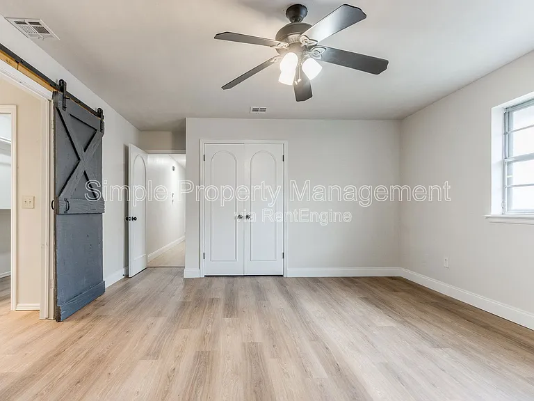 5816 NW 90th St — Photo 15