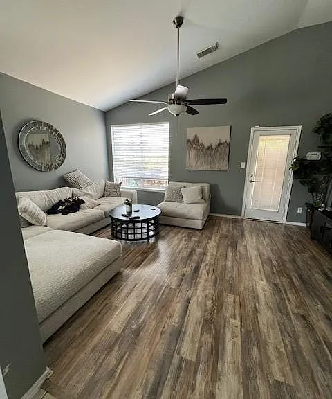 1608 Bowerton Dr — Photo 5