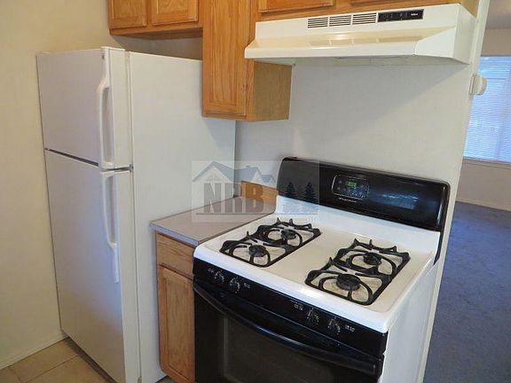 5th image of 14420 Grant Ave SW APT 1