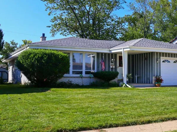 7737 West Beechwood AVENUE, Milwaukee, WI 53223