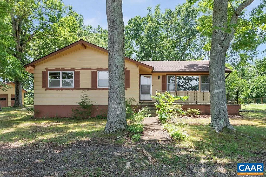 3100 W River Rd photo 1