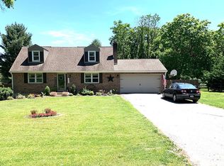 3370 Turnpike Rd, Elizabethtown, PA 17022