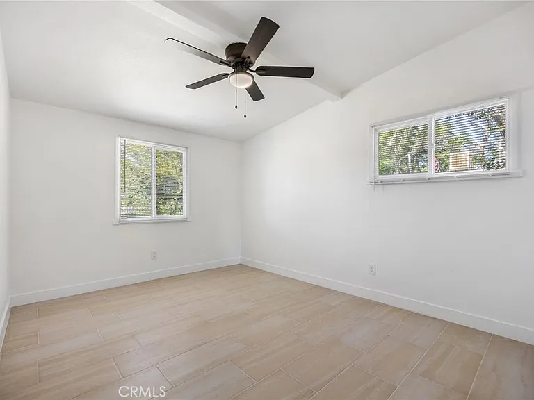 709 W Avenue H12 — Photo 14