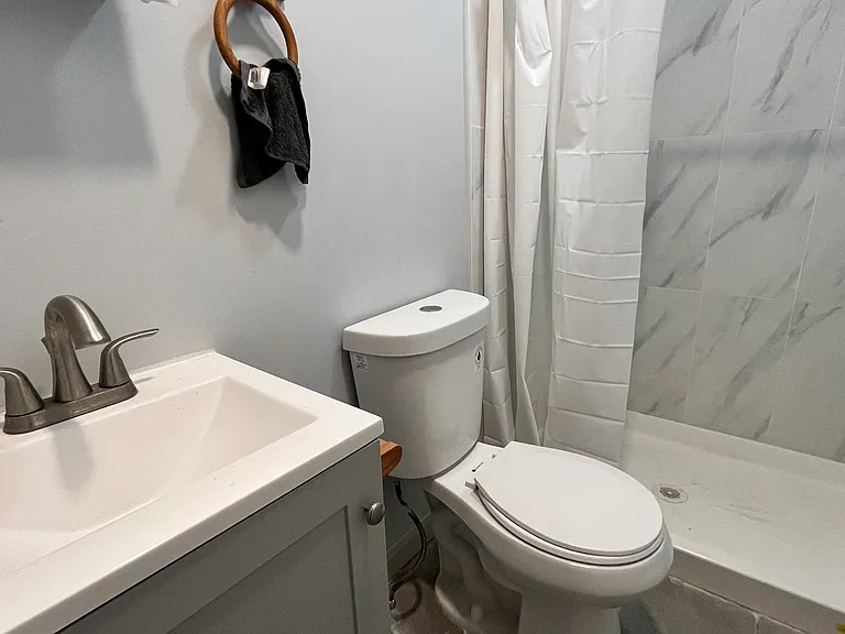 2330 Murray Ave — Photo 37