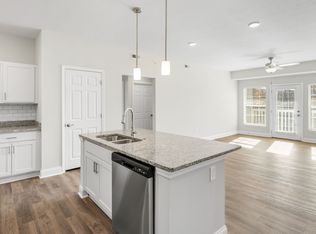 Carrington Court - Seniors 55+, Solon, OH 44139
