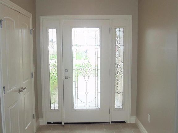4th image of 2241 Prairie Rose Dr