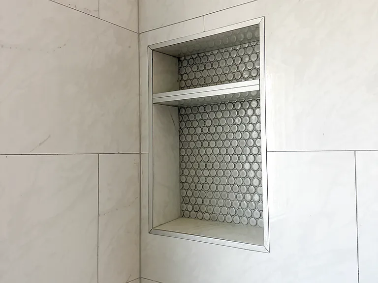 Shower nook