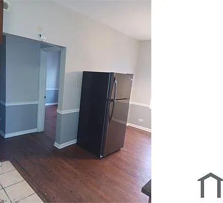 2511 E 76th St #3 — Photo 8