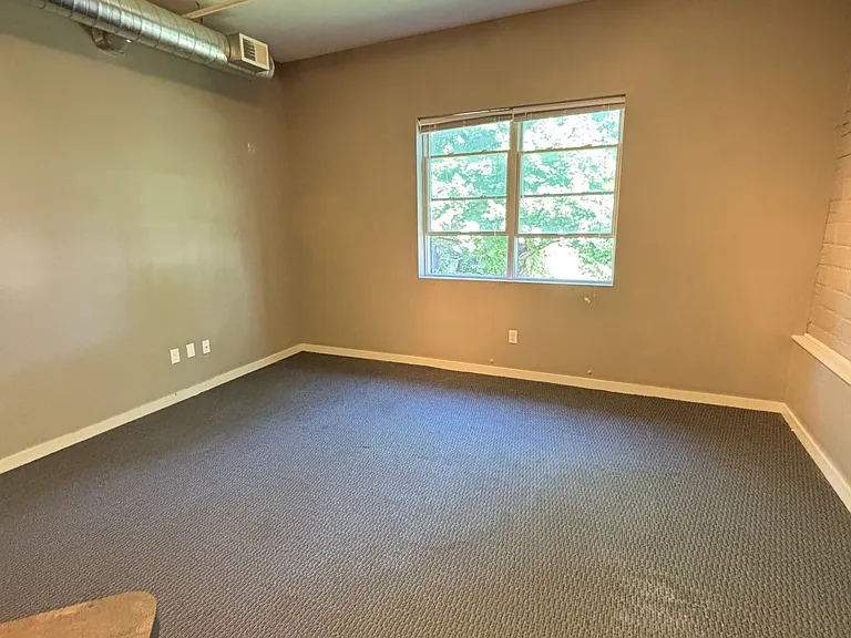 170 Florida St #202 — Photo 4