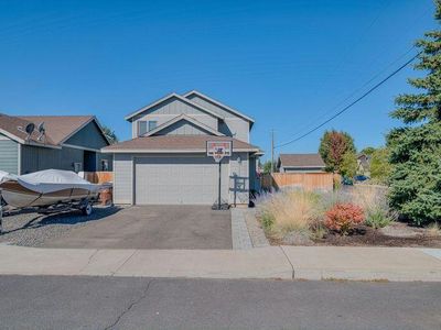 1365 NW 18th St, Redmond, OR, 97756