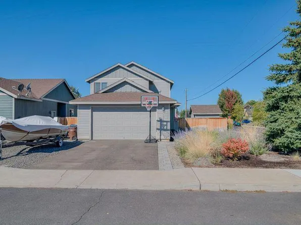 1365 NW 18th St, Redmond, OR 97756