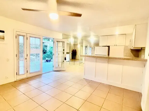 73170 Tumbleweed Ln APT 11, Palm Desert, CA 92260