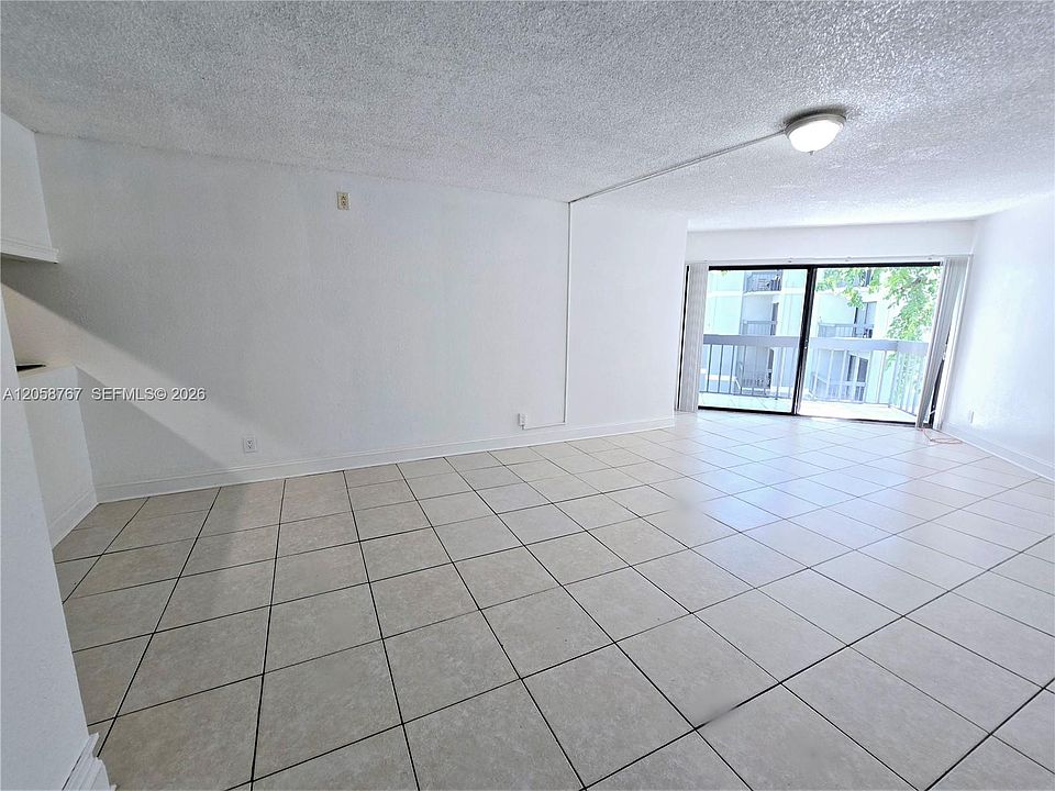 1st image of 1850 N Congress Ave APT 311
