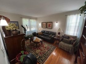 1322 Brummel St, Evanston, IL