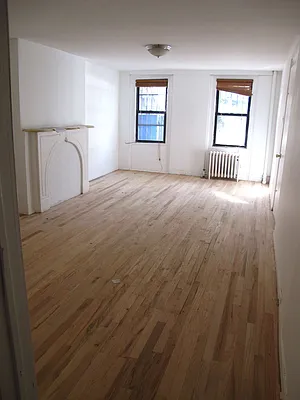 Rented by Zone Corp | media 28