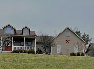 220 James Rd, Fleming, OH 45729