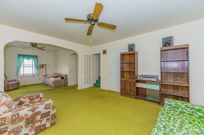 2nd image of 1301 Paul Avenue