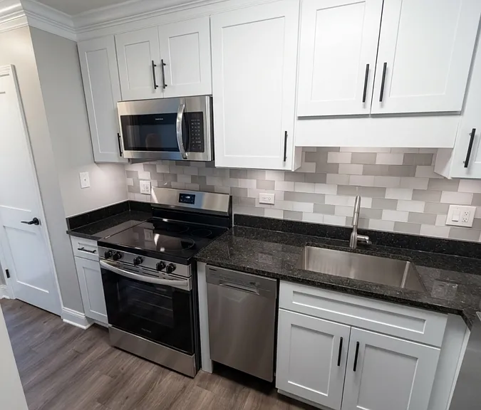 5152 Fairview Ave #3 — Photo 1
