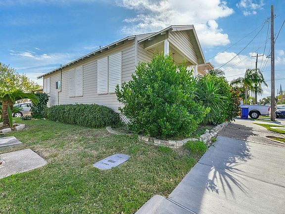 2nd image of 2102 Mary Moody Northen Blvd