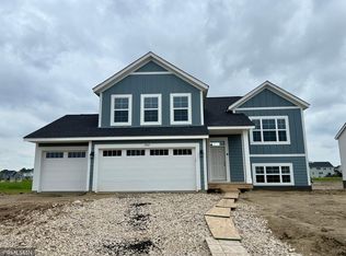 2752 Ivory Ave NE, Saint Michael, MN 55330