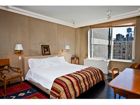 Sold by Corcoran | media 8