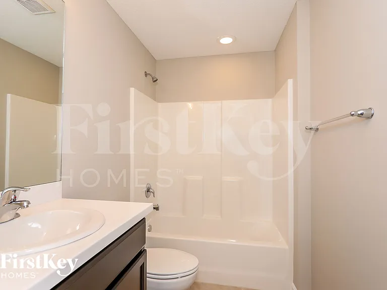 3501 SW Voyager St — Photo 13