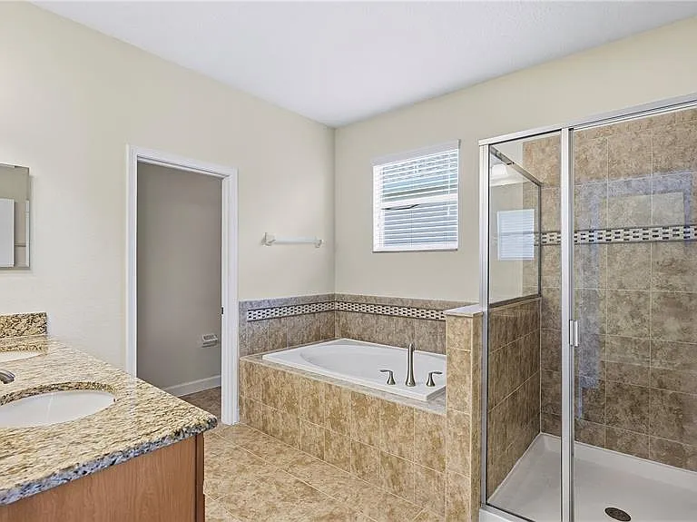 3053 Youngford St — Photo 29