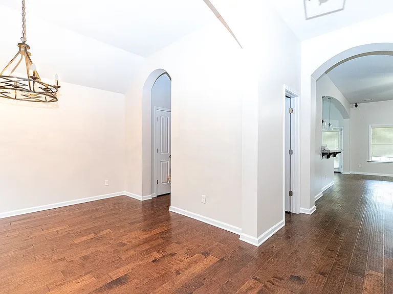 9141 Autumnbrooke Way — Photo 3