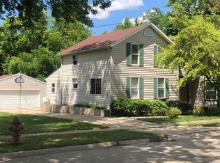242 Washington Ave, Hampshire, IL 60140