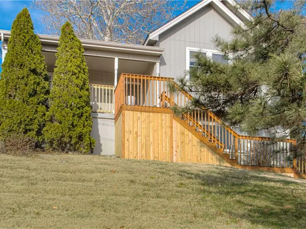 6022 48th St, Kansas City, MO 64119