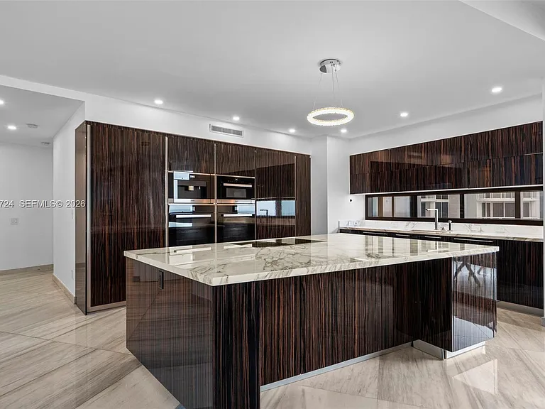 18555 Collins Ave #2105 — Photo 8