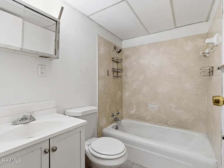 131 Butcher St #A — Photo 8