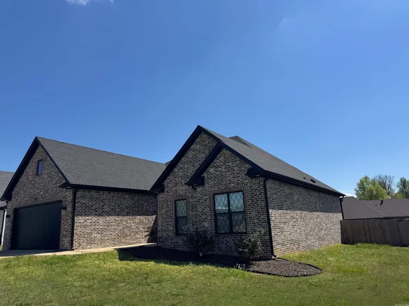 3202 Fairview Rd, Paragould, AR 72450