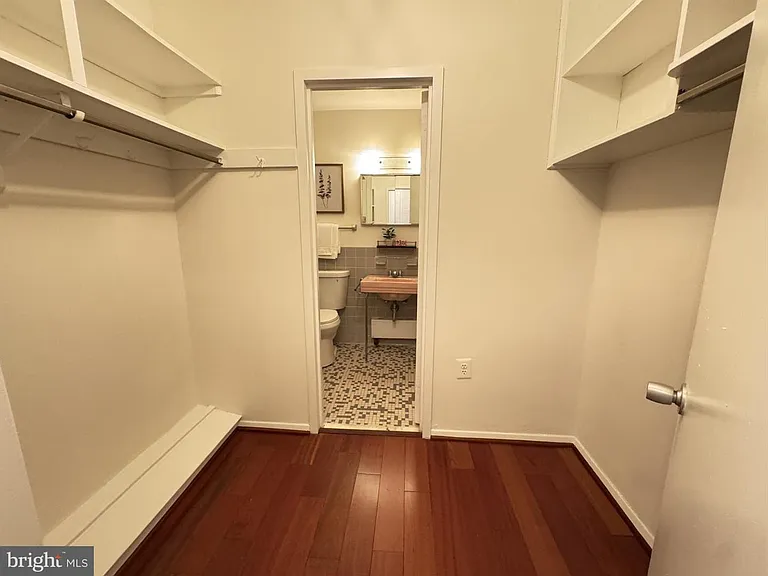 4000 Tunlaw Rd NW #629 — Photo 13