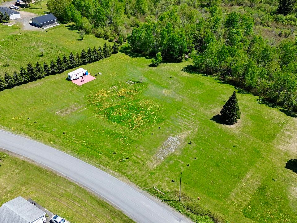 1st image of 21B/22D Morneault Road