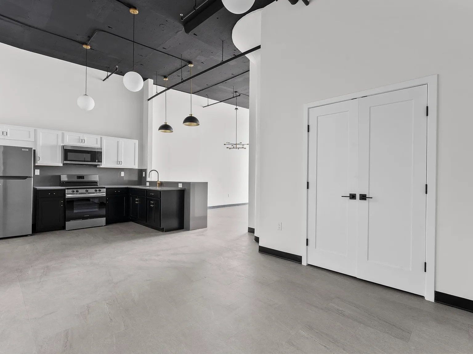 480 Myrtle Street — Photo 4
