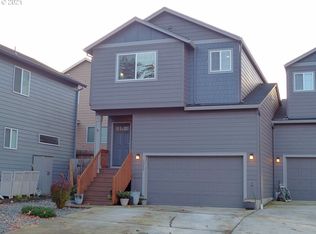 1245 SE Windsong Dr, Cascade Locks, OR 97014