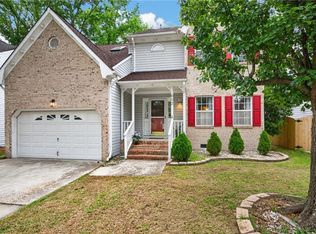 602 Windward Dr, Chesapeake, VA 23320