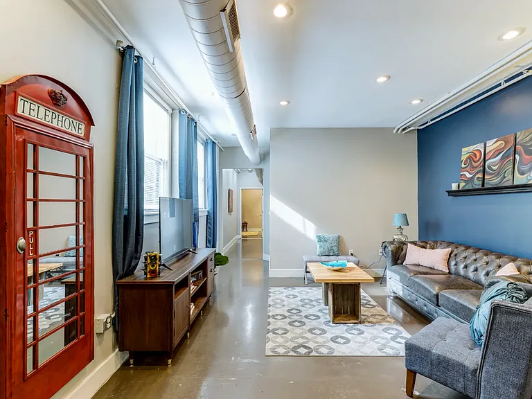 2 bedroom