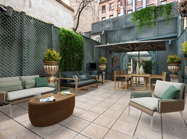 116 East 61st Street image 14 of 17